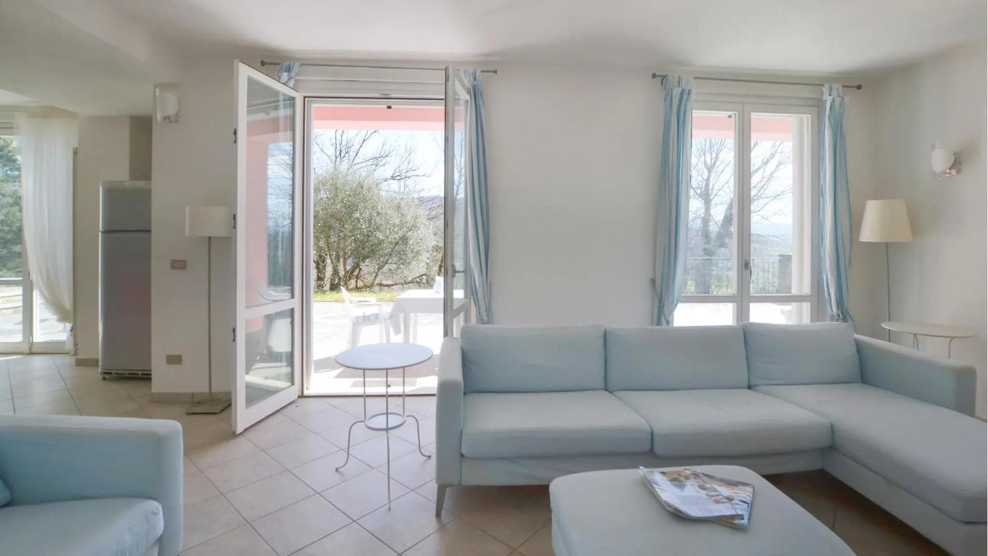 Awesome Home In Capolona 0*,